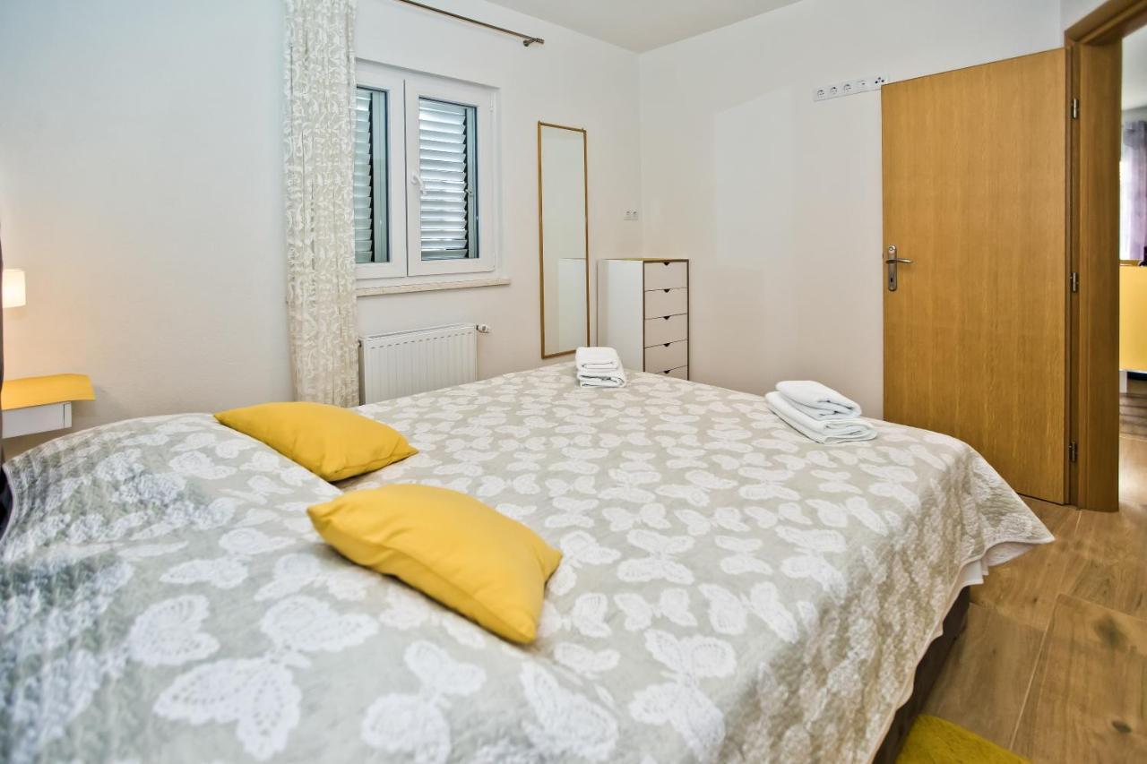 Apartments Anita Hvar Town Eksteriør bilde
