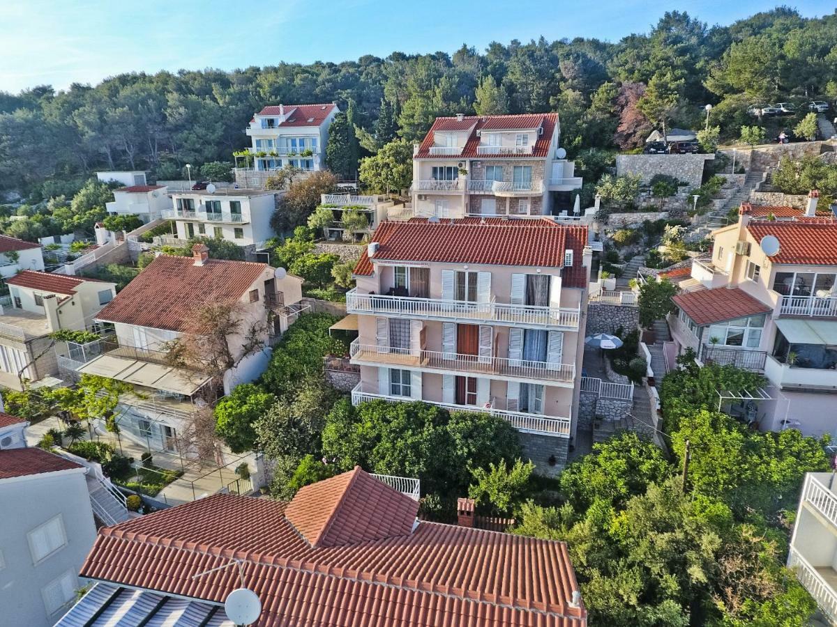 Apartments Anita Hvar Town Eksteriør bilde
