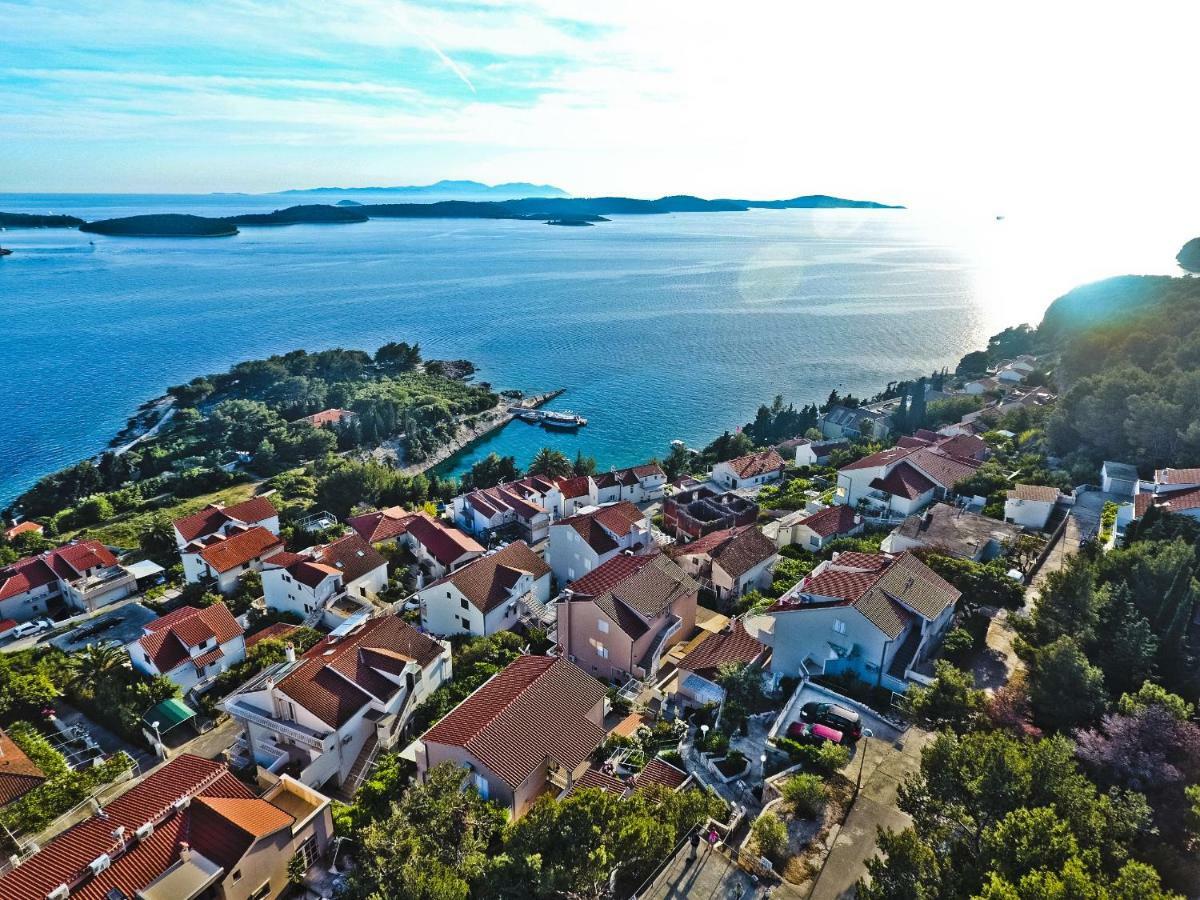 Apartments Anita Hvar Town Eksteriør bilde